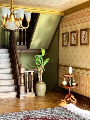 Salon miniature Victorien de la maison de poupées Wisteria Home